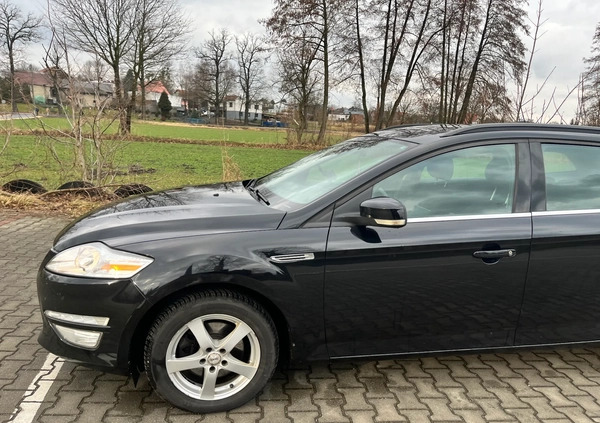 Ford Mondeo cena 20900 przebieg: 495611, rok produkcji 2012 z Gliwice małe 781